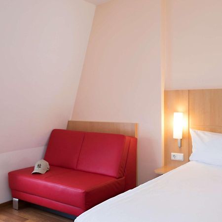 Ibis Berlin City Sued Exterior foto