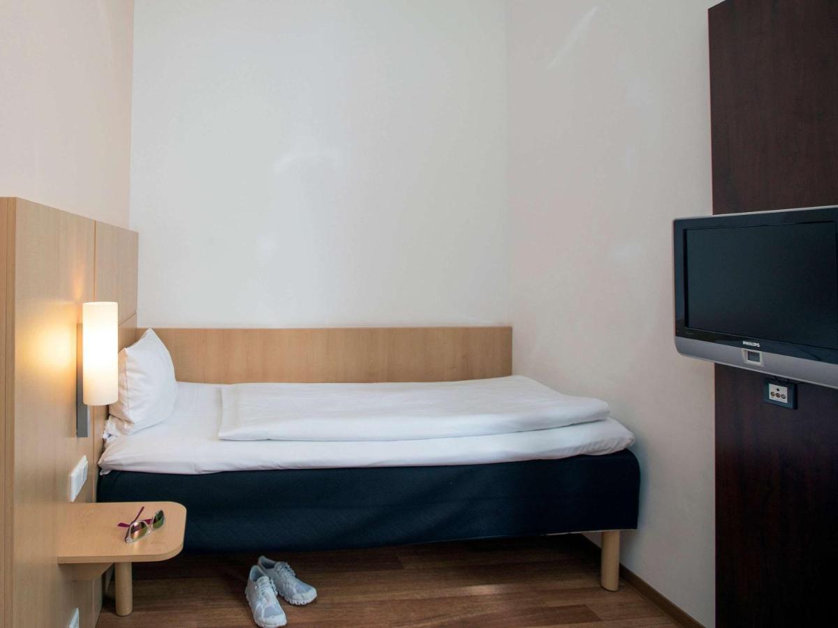 Ibis Berlin City Sued Exterior foto